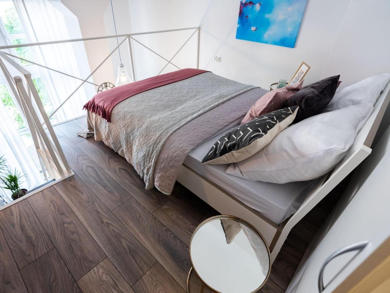 Lofts Cracow Apartments - City Center Краків Екстер'єр фото