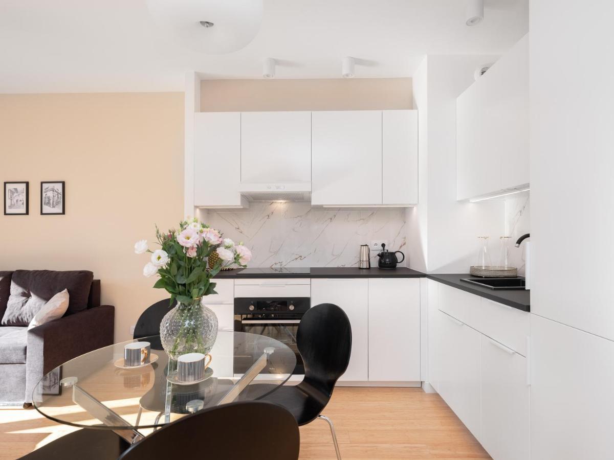 Lofts Cracow Apartments - City Center Краків Екстер'єр фото